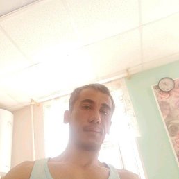 Abdullo, , 43 