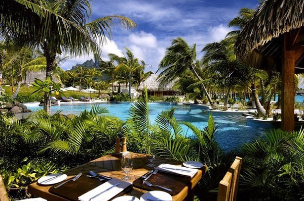The St. Regis Bora Bora Resort ( , .  )