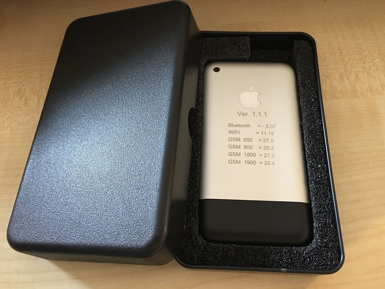    iPhone   eBay.    iPhone 2007 , ... - 2