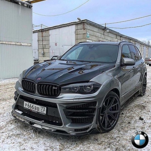 e BMW X5M