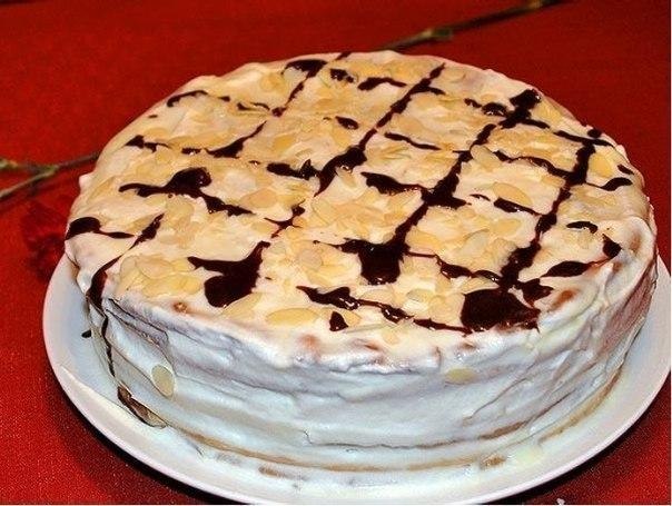 Торт «Мадам Помпадур».Ингредиенты:- 2 яйца- 1 стакан сахара- 1 чайная ложка соды- 0,5 чайной ложки ...