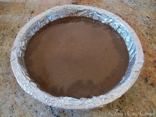 Шоколадный пирог с крошкой.Ингредиенты:Крошка:1/3 стакана сахара-песка1/3 стакана коричневого ... - 3