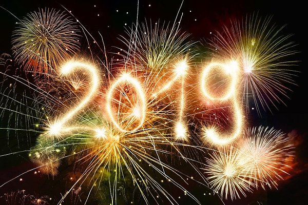 ВСЕХ ВСЕХ ВСЕХ С НОВЫМ ГОДОМ!!!! Счастья, здоровья и успехов в 2019 году!