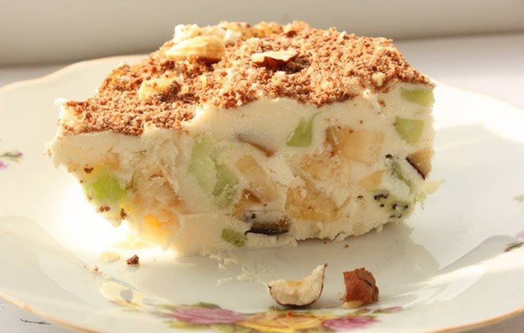 Творожное мороженое с фруктами - вкусный и полезный десерт! на 100грамм - 159.4 ккал Ингредиенты: ...
