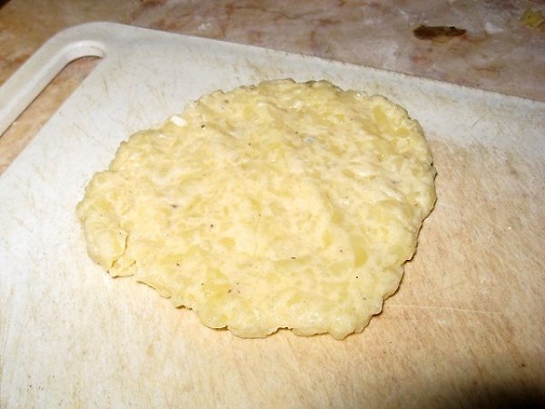 Картофельные зразы с фаршем. Делала все