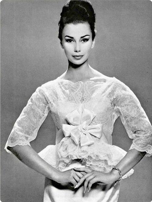 a a o. Christian Dior, 1960.