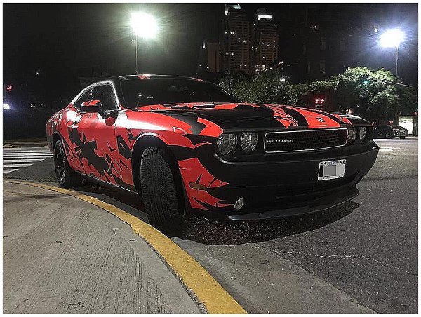 Dodge challenger SRT