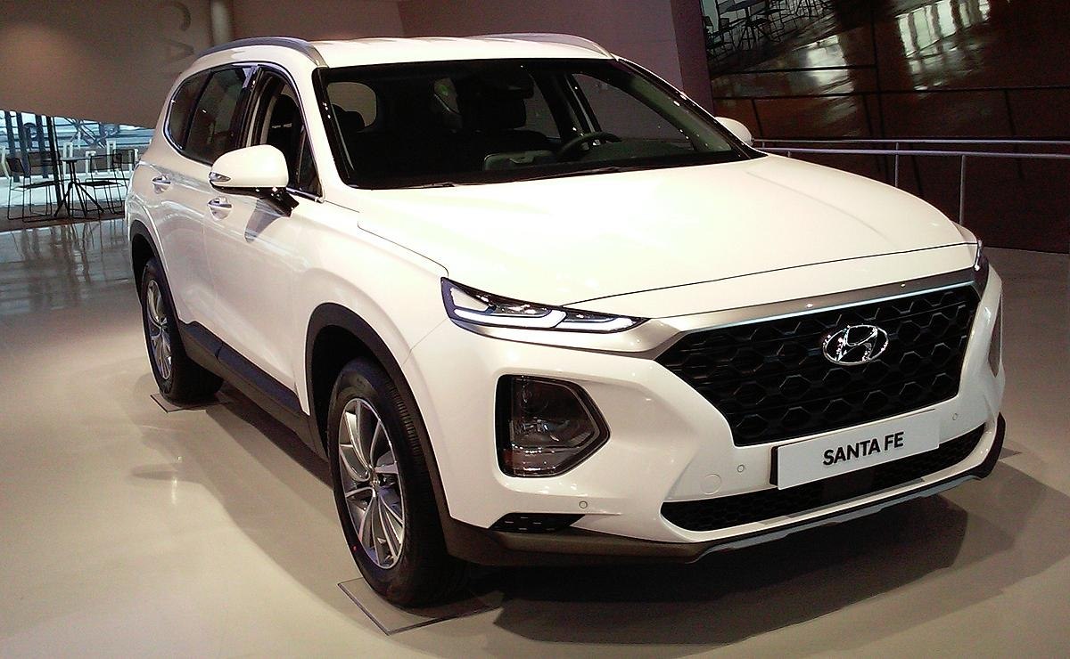 Hyundai Santa Fe-    