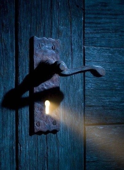 Интересный тест Зигмунда Фрейда.Одно из основных правил - это писать то, что Вы чувствуете и что ...