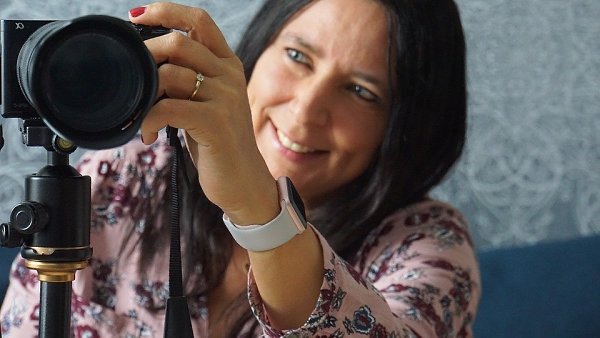 “Не насилуй душу не своей профессией”.Профессия изначально должна быть актом любви. И никак не ...
