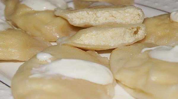 Вареники с творогом (тесто на минералке).Тесто, а соответственно, и вареники просто великолепны. ...