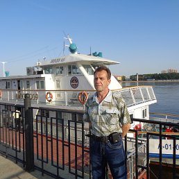 ������, ����, 63 ����