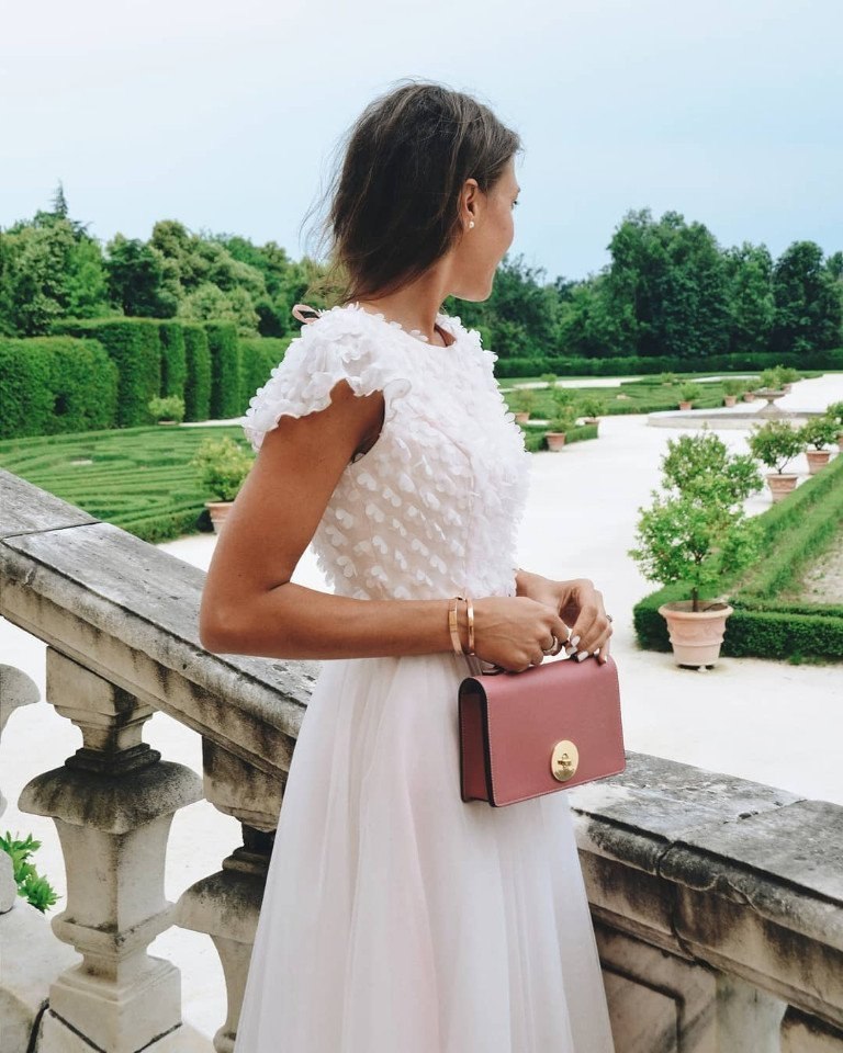   ,     .#@thelady - 4