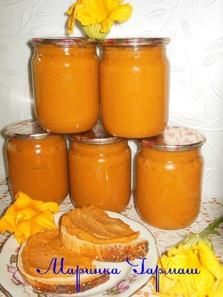 Кабачковая икра с майонезом.Автор: Марина ГармашОчень вкусная,нежная икра,по вкусу напоминает ...