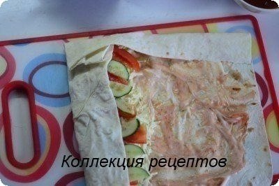 #закуска.Ингредиенты на 4 шаурмы:300 грамм куриного филе (половинка)2 небольших помидора1 огурец5 ... - 7