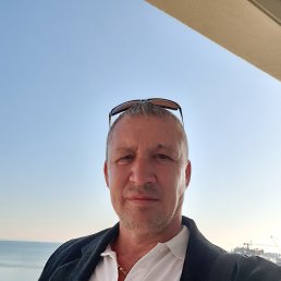 ������, �����, 52 ����