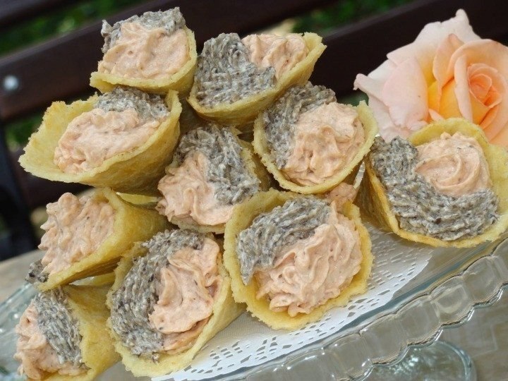    .:  100    100    100  ...