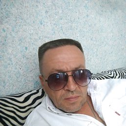 Владимир, 51, Богатое
