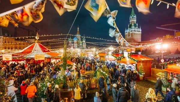 Россияне назвали идеальную продолжительность новогодних каникул.В опросе поучаствовали 1 197 ... - 5