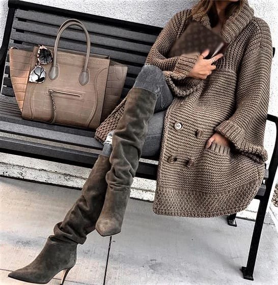 Lara Kroft - 7  2019  09:57