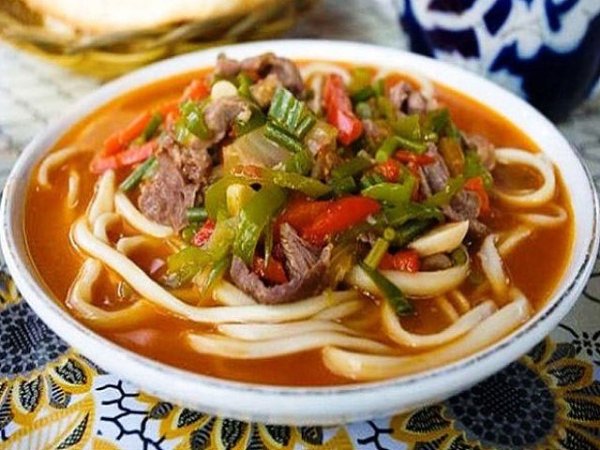 Очень вкусный «Лагман»!!! Ингредиенты: 800 гр длинной вермишели 700г мяса 2 крупные луковицы 2-3 ...