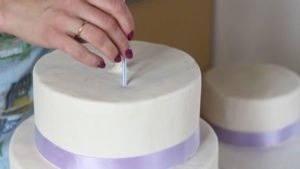 Двухъярусные торты в домашних условиях - секреты.Десерт из нескольких ярусов (двух либо трех, и даже ... - 6