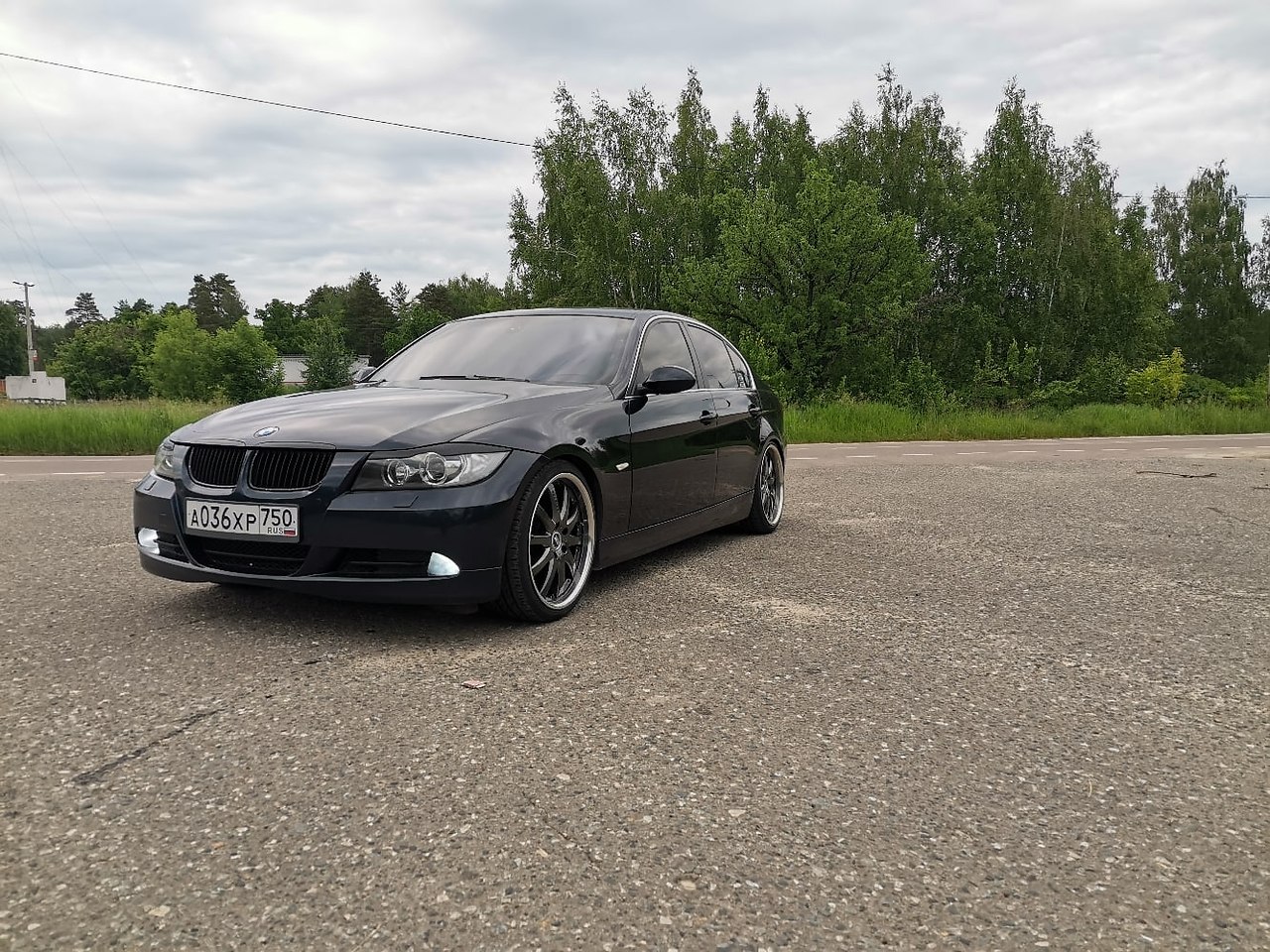 Bmw e90 325i. !  .  .  CCC HI-FI. ...