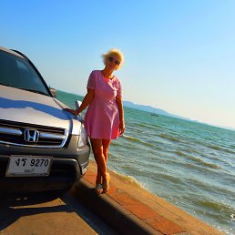 Angie, �������, 44 ����