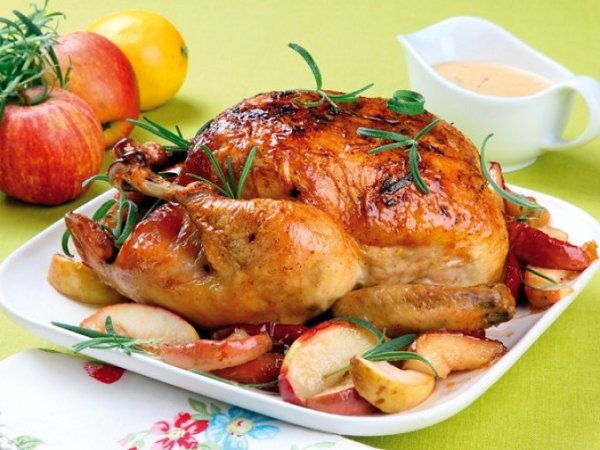 Запеченая курица с яблоками.на 100грамм - 73.85 ккал Б/Ж/У - 11/1.04/4.25Ингредиенты:- Куриное филе ...