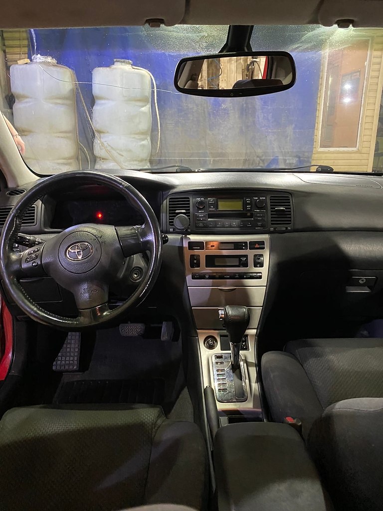 Toyota Corolla.2004  2    1.6      2 ... - 3