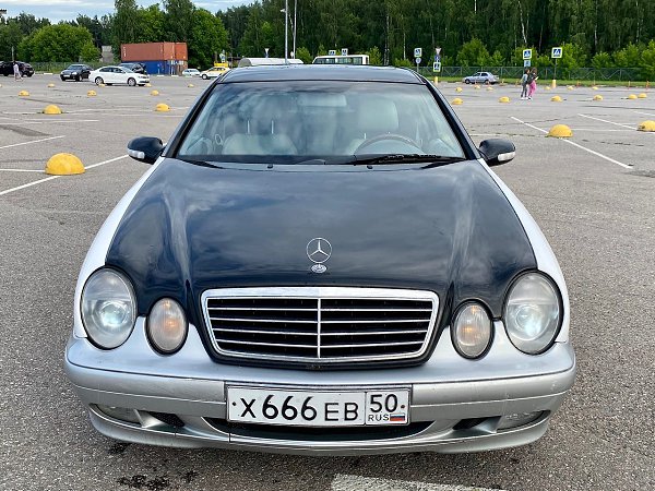 Mercedes-Benz CLK w208.: I  : 2000: 250 000 : 2.3 / ...