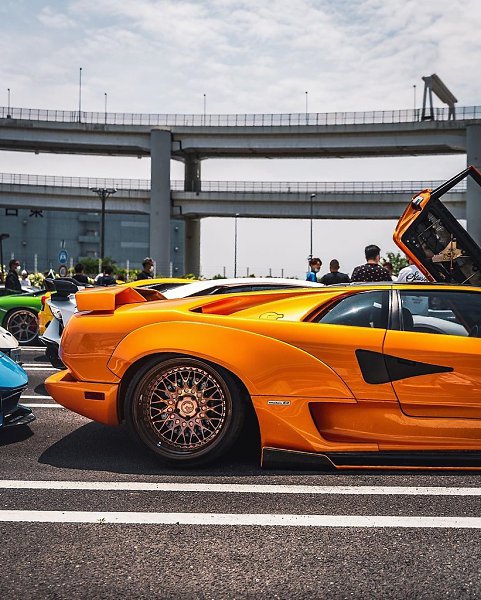 #Lamborghini@autocult - 3