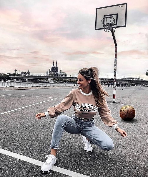 #girls@we_love_basketball