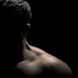 Yonis, �����, 37 ���