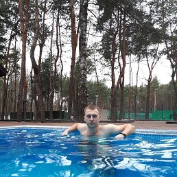 ������, �����, 33 ����