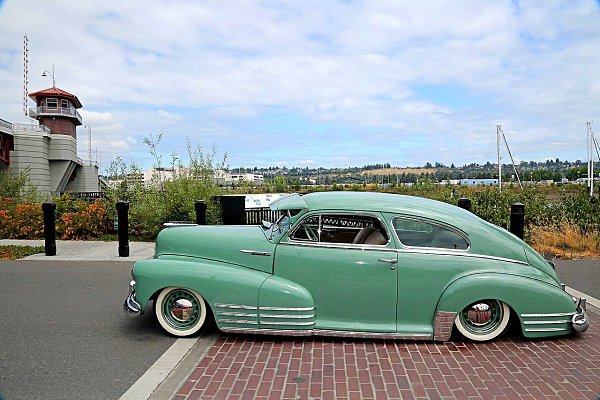 #bomb@autocult #lowrider@autocult #Fleetline@autocult 1948 - 2