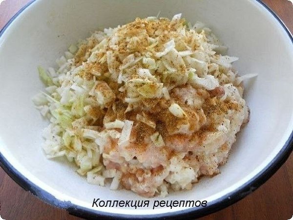 #ужин.Фарш куриный (лучше пополам - филе + красное куриное мясо) — 350 г;Капуста белокочанная ... - 2