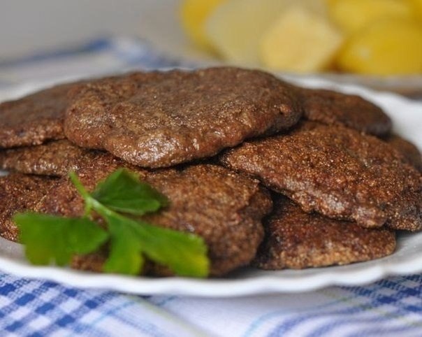 Отличные печёночные котлеты.**************************************Ингредиенты:500 г куриной печени1 ...