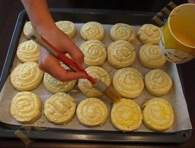 Творожные завитушки в сметанной заливке.Сказать что это вкусно — это ничего не сказать — это просто ... - 5