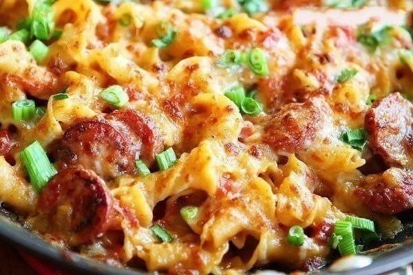 Паста с пряными колбасками.Нация, которая ест макароны с хлебом – непобедима! А как насчет ... - 8