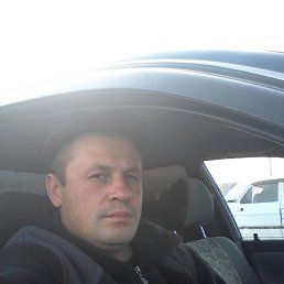 Sergey, 44, 