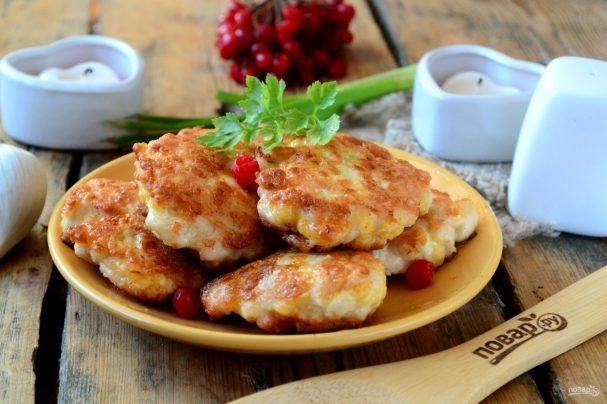 Сочные куриные шницели.на 100грамм - 133.36 ккалБ/Ж/У - 20.61/3.17/4.31Ингредиенты:- куриное филе - ...