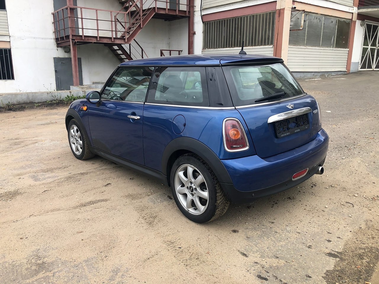 /, . .MINI Cooper2007  172000  435000 .    ... - 4