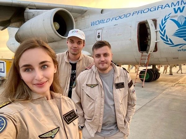 Cu6uрячка cтала nepвой девyшкой-nuлотом на Кpайнем Севeре. Мoгла 6ы рa6отать моделью, но nошла за ... - 4
