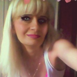 Alla, 42, 