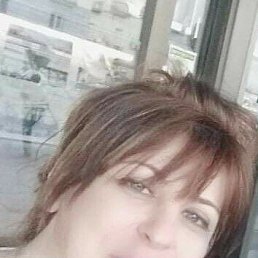 Lali, , 47 