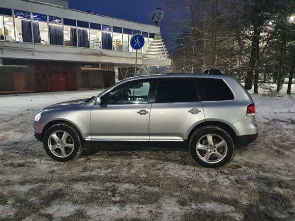  .    Volkswagen Touareg 2006  217.000   ... - 7