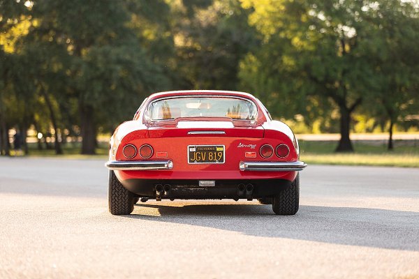 #Ferrari@autocult - 4