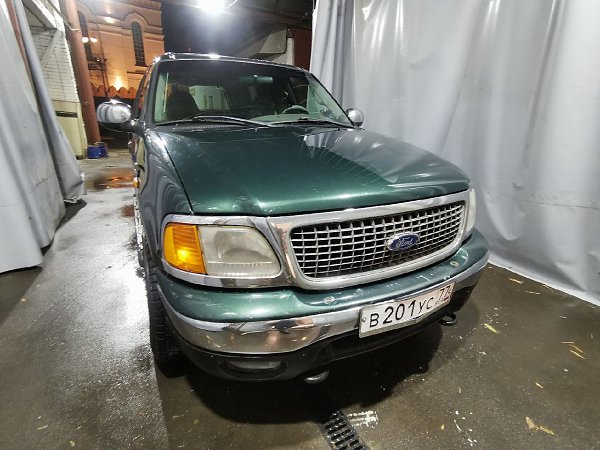 г. Москва. Интересен обмен. Ford Expedition 5.4 2001 года, огромный рамный внедорожник, в отличном ... - 7