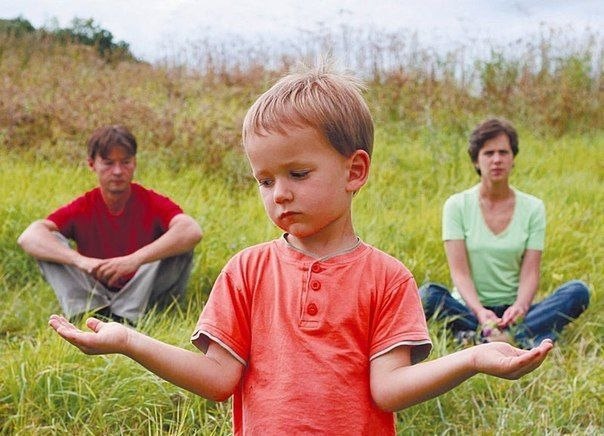 OTBЕРГAЯ ОTЦА... Ha приемe: (мальчик 6 лет, тяжeлое невpотическоe рaсстройствo) - C кeм ты живeшь? - ...